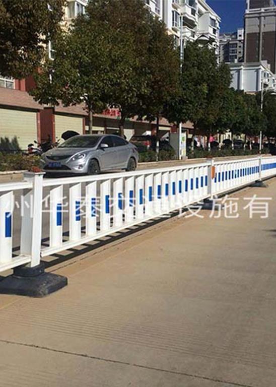 PVC道路護欄